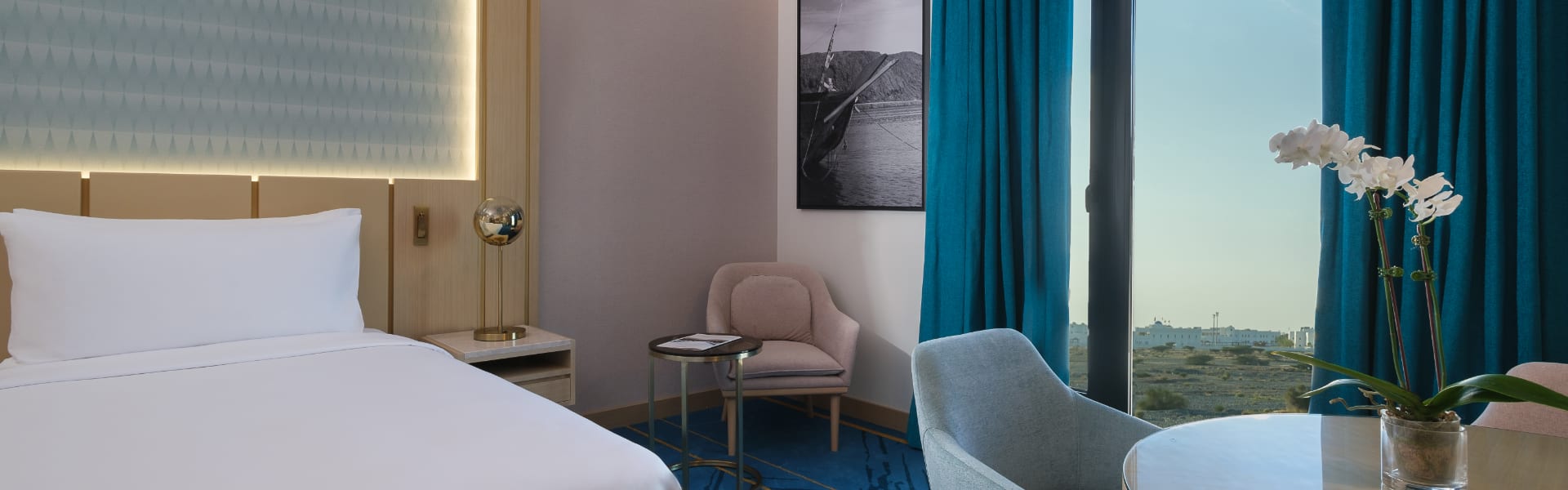 Standard Room, Stylish comfort with urban views at Avani Muscat Hotel &amp; Suites, Al Seeb, Muscat, Oman