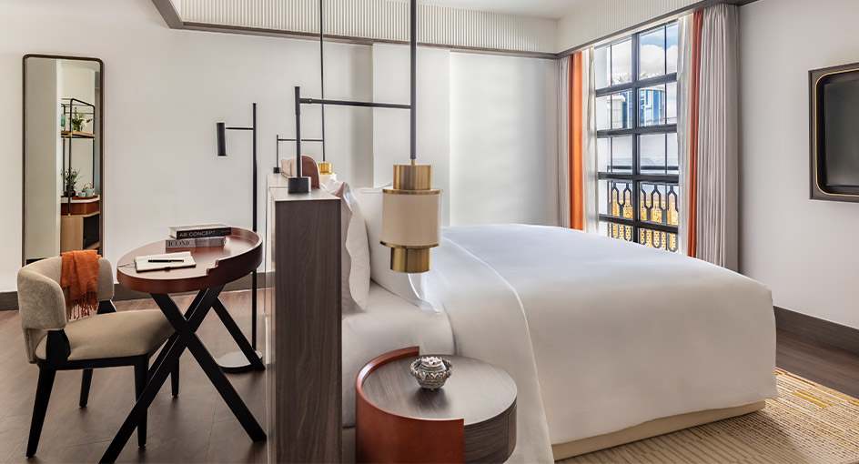 Avani Lanexang Vientiane Deluxe Suite Bedroom