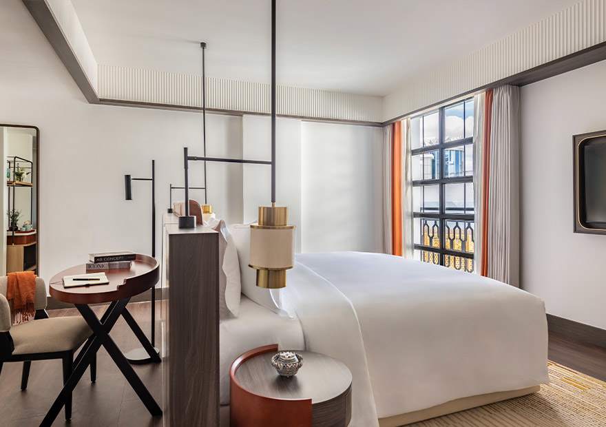 Avani Lanexang Vientiane Deluxe Suite Bedroom