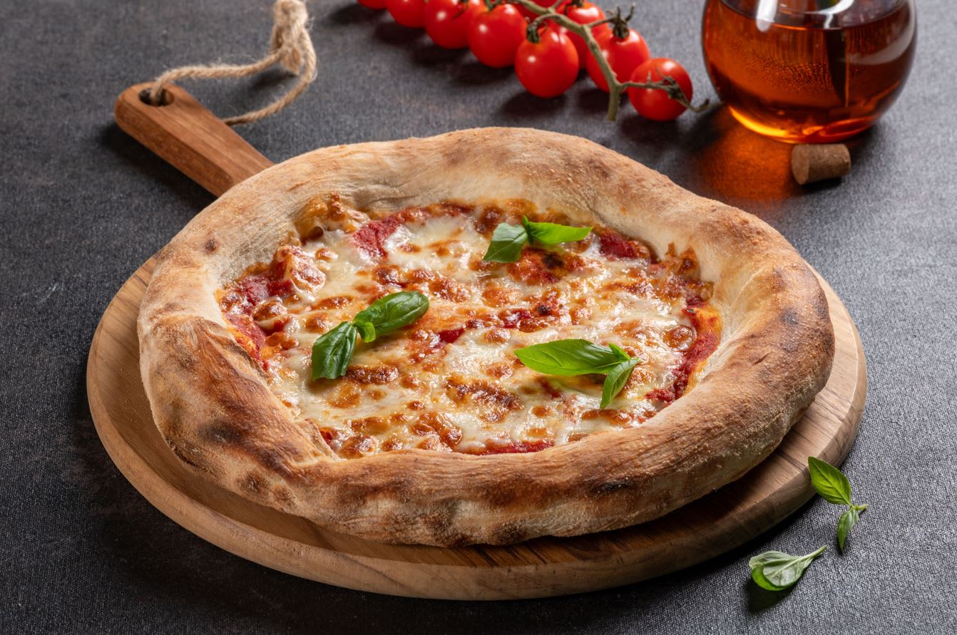 Avani Ibn Battuta Dubai Hotel Raffaele Pizza