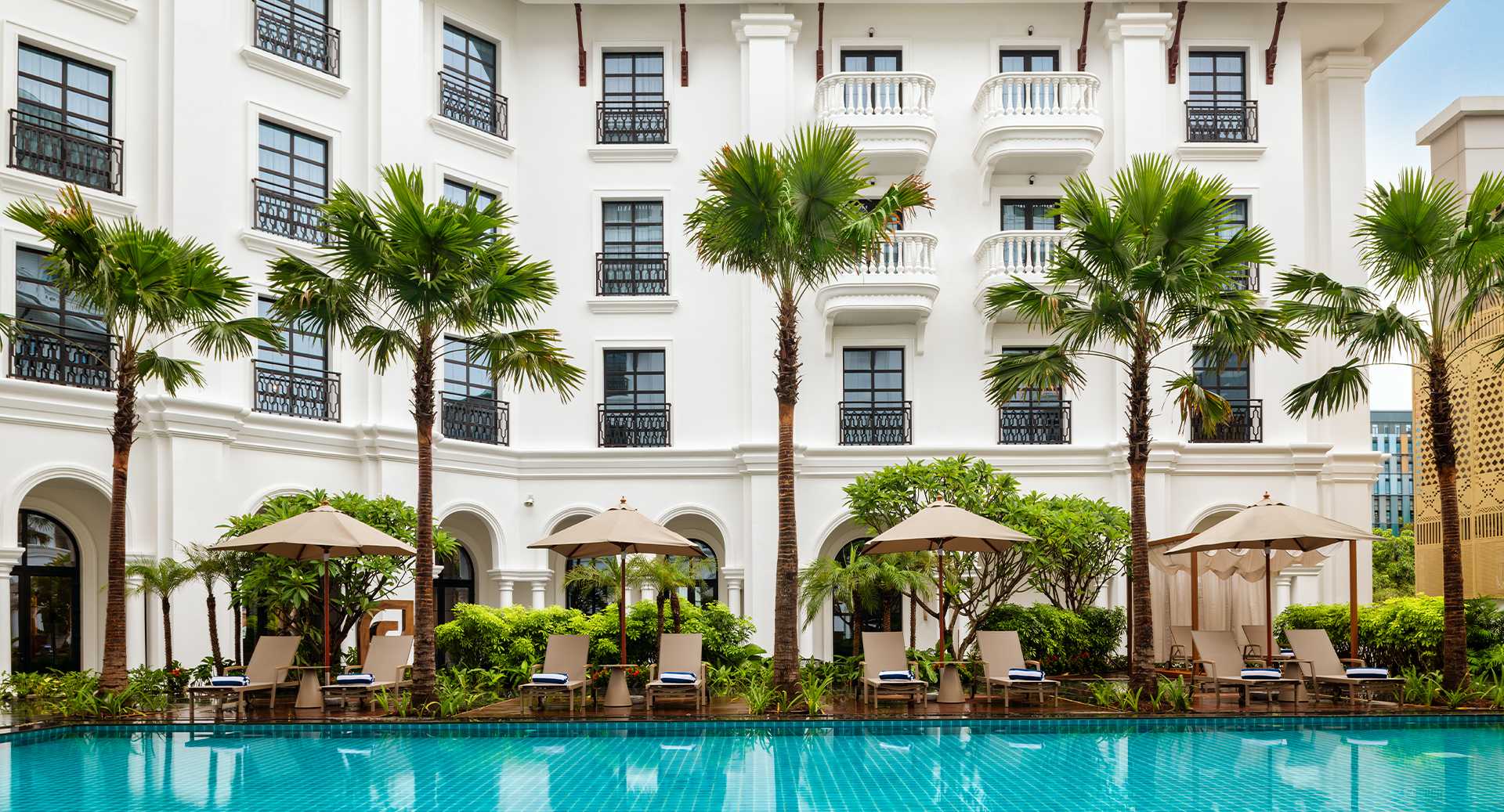 Avani Plus Lanexang Vientiane Pool Area