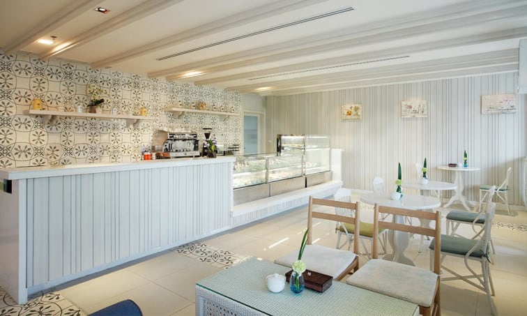 The Cakes & More café Restaurant in Khon Kaen