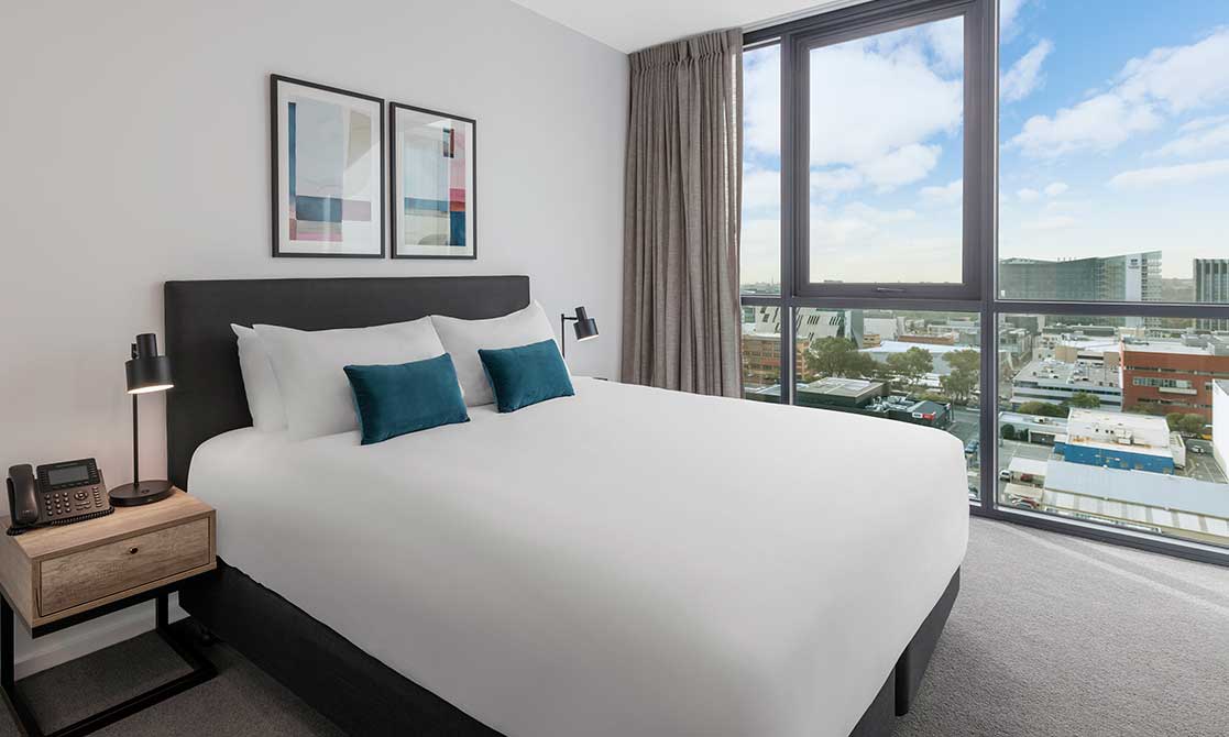 Comfortable king size bed with stunning views