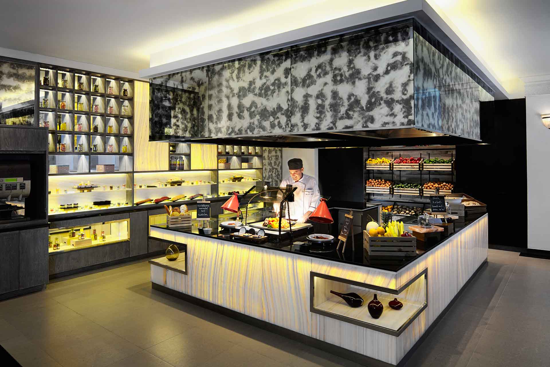 Cooking station of the public restaurant