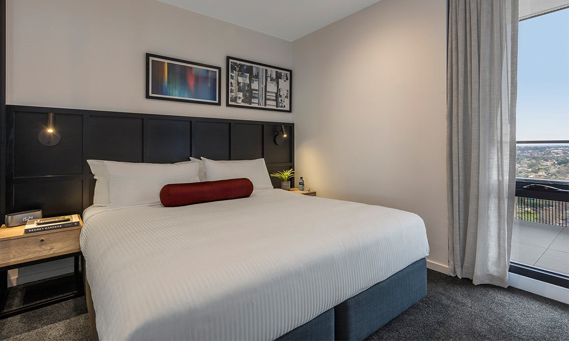 Accommodation Avani Box Hill Residences, King Size Bed Suite Melbourne