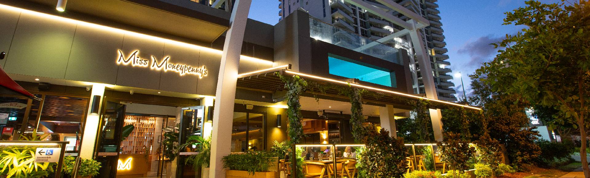 Restaurants in Broadbeach Dining at AVANI Broadbeach Residences
