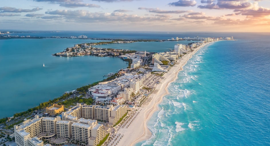 Cancun Hotels l Avani Cancun Airport Hotel