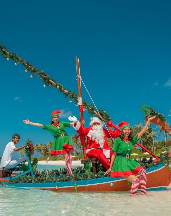 Santa on Dhoni at Avani+ Fares Maldives