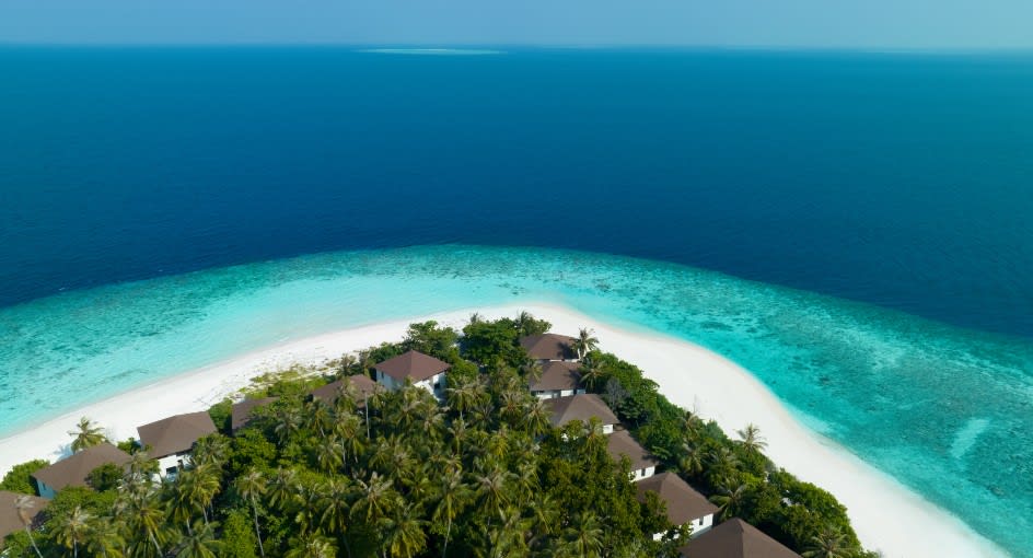 Avani+ Fares Maldives Resort - Four Bedroom Beach Pavilion Aerial Veiw