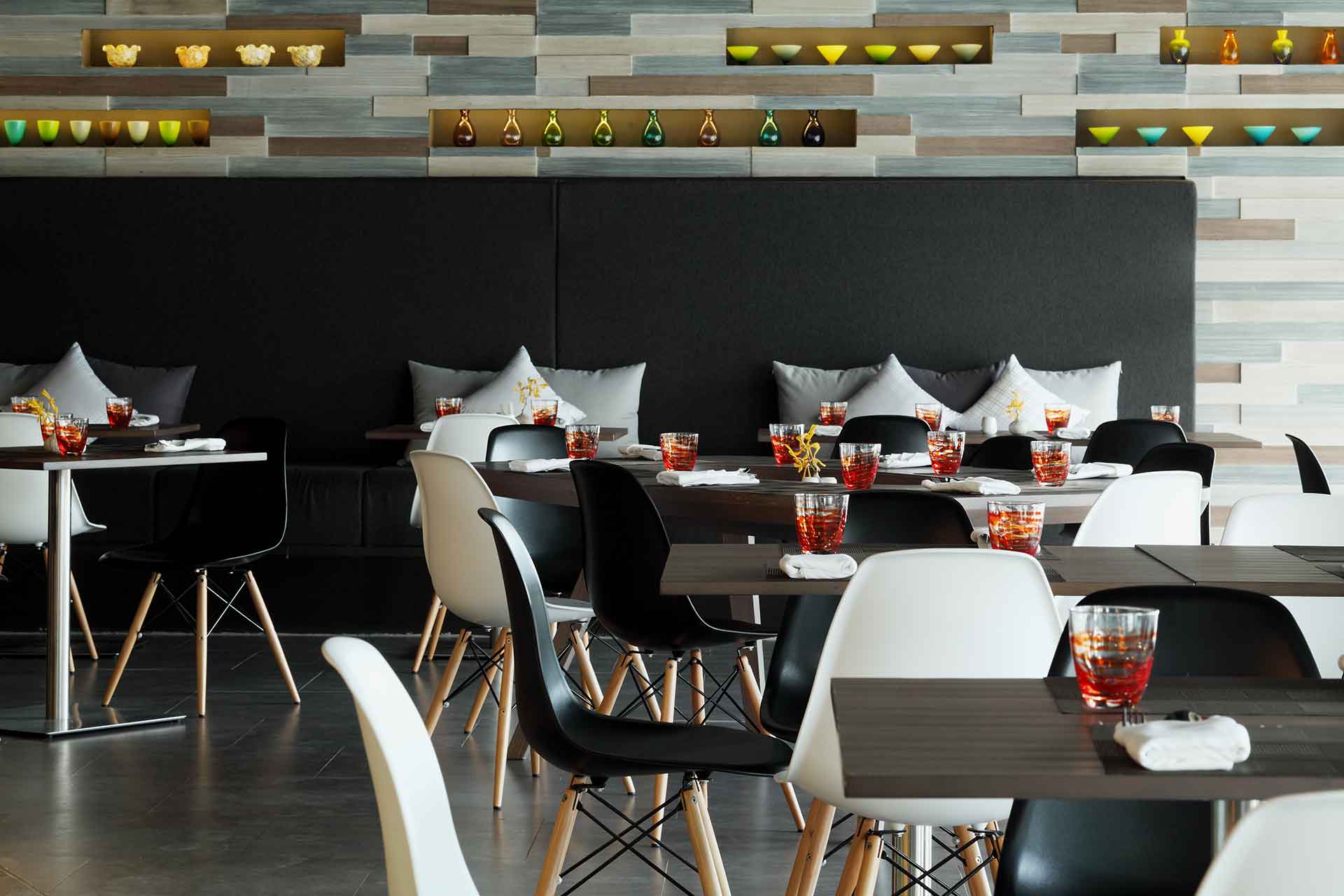 Wok & grill restaurant interior