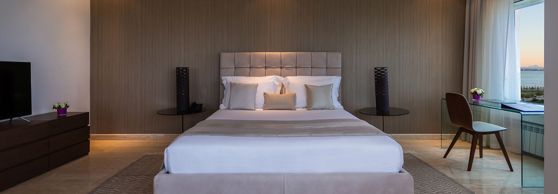 Avani Four Bedroom Lake View Loft Suite Bedroom at Avani Les Berges du Lac Tunis Suites