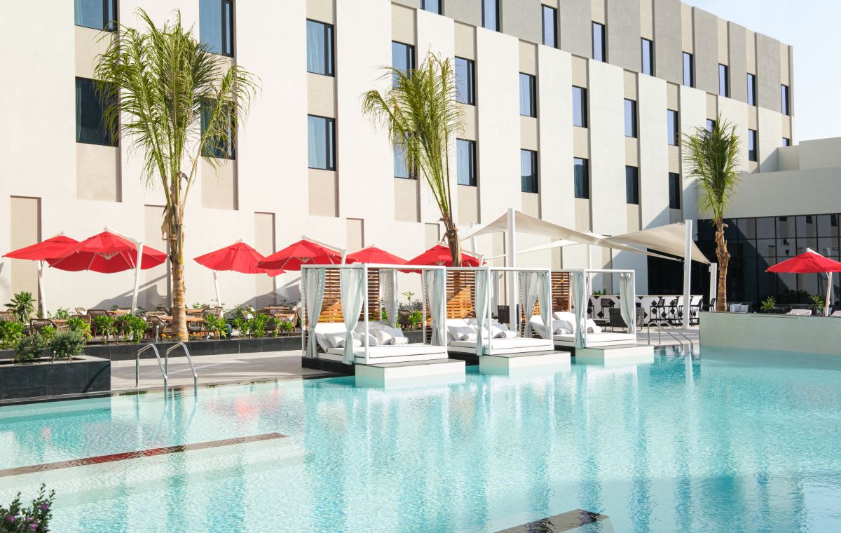 Pool, Pool courtyard at Avani Muscat Hotel & Suites, Al Seeb, Oman