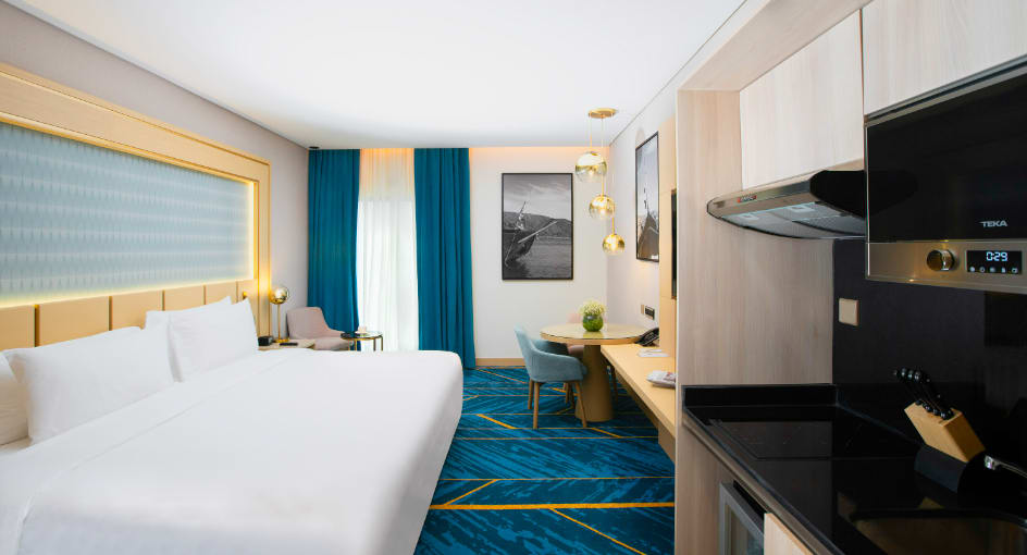Studio, Designed for convenience, fitted for comfort at Avani Muscat Hotel & Suites, Al Seeb, Muscat, Oman
